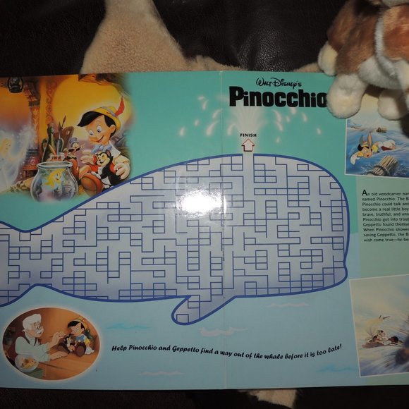 Disney Giant Maze Book - Picture 4 of 5
